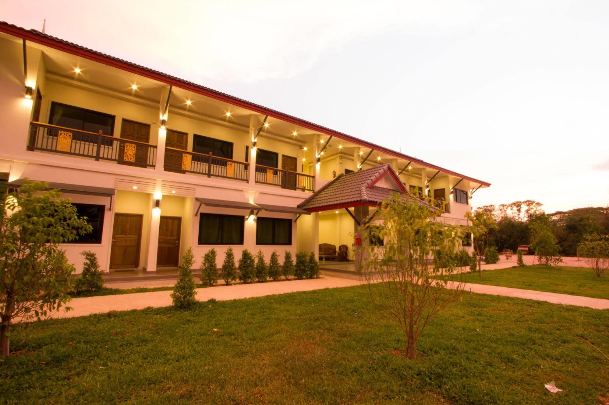 The Rise Resort Σουκοτάι Εξωτερικό φωτογραφία